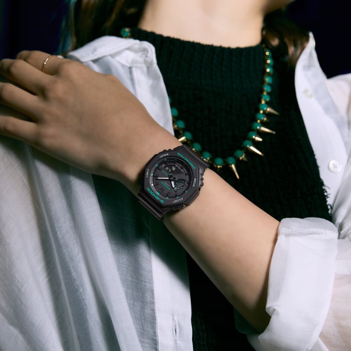 Obrázok z Casio G-Shock Mini Carbon Core Guard