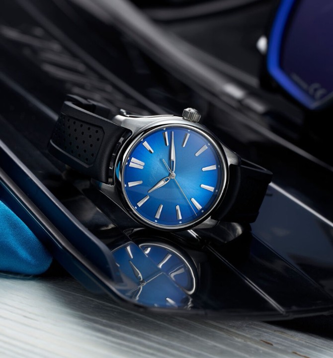 Obrázok z H. Moser & Cie Pioneer Centre Seconds Arctic Blue