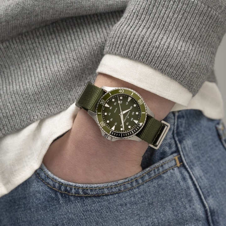 Obrázok z Hamilton Khaki Navy Scuba Quartz