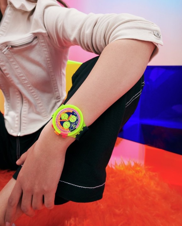 Obrázok z Swatch Neon to the Max