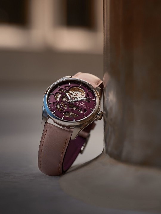 Obrázok z Hamilton Jazzmaster Skeleton