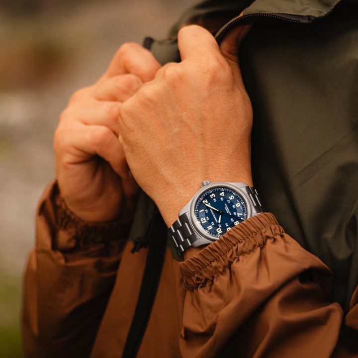 Obrázok z Hamilton Khaki Field Titanium Auto