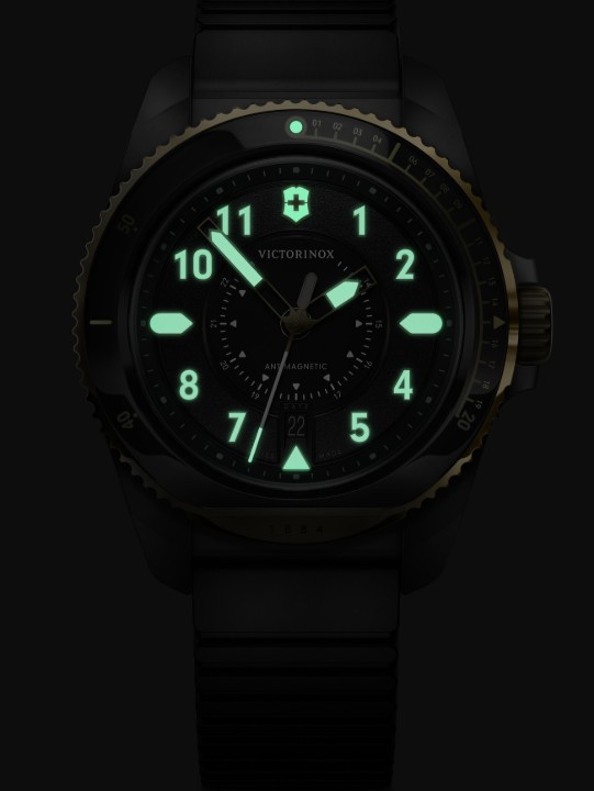 Obrázok z Victorinox Journey 1884 Quartz