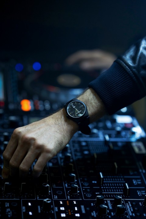 Obrázok z Frederique Constant Highlife Automatic x The Avener Limited Edition