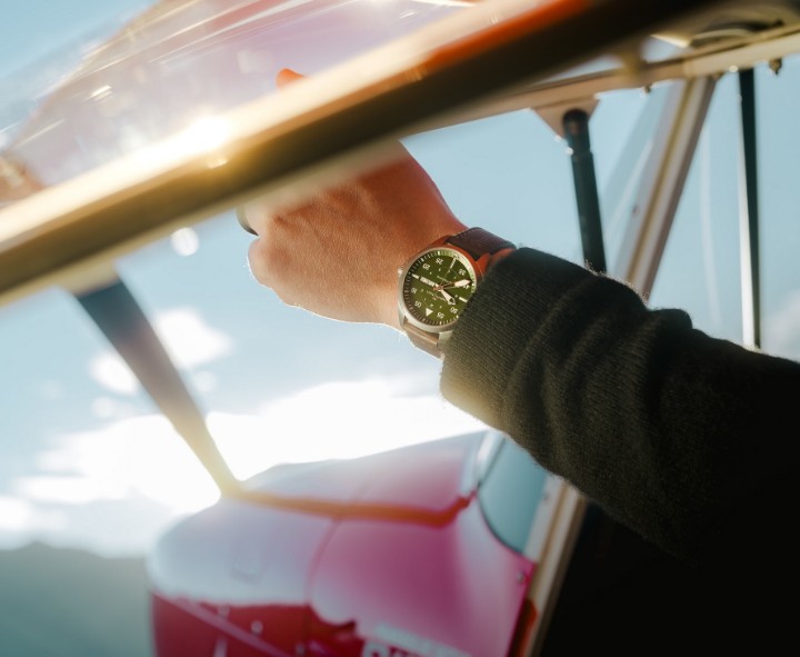 Obrázok z Hamilton Khaki Aviation Pilot Day Date