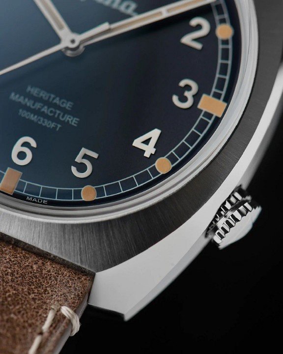 Obrázok z Alpina Startimer Pilot Heritage Manufacture Limited Edition