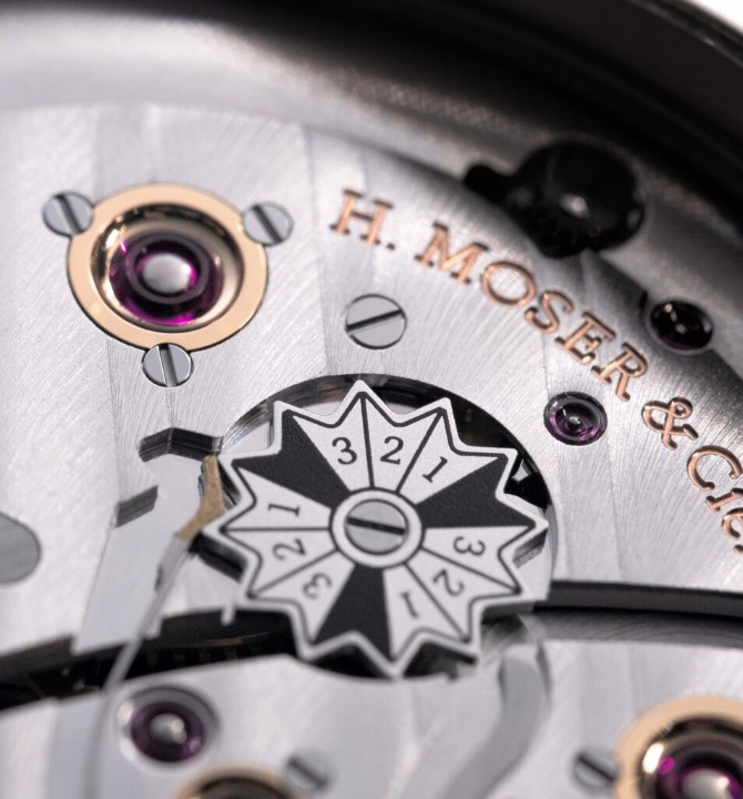 Obrázok z H. Moser & Cie Endeavour Perpetual Calendar Funky Blue