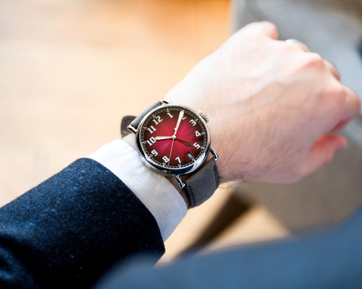 Obrázok z H. Moser & Cie Heritage Dual Time