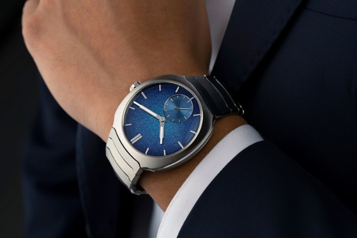 Obrázok z H. Moser & Cie Streamliner Small Seconds Blue Enamel