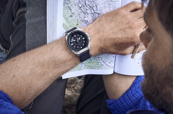 Obrázok z Victorinox Journey 1884 Quartz