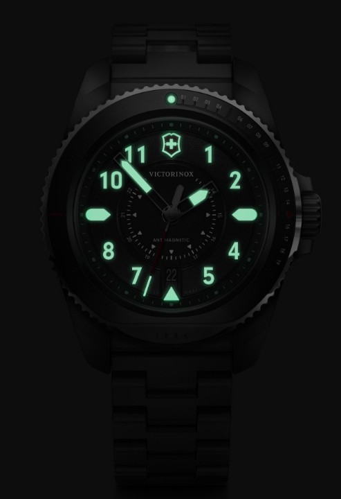 Obrázok z Victorinox Journey 1884 Quartz