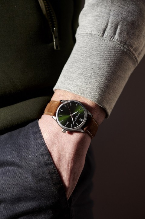 Obrázok z Frederique Constant Classics Quartz