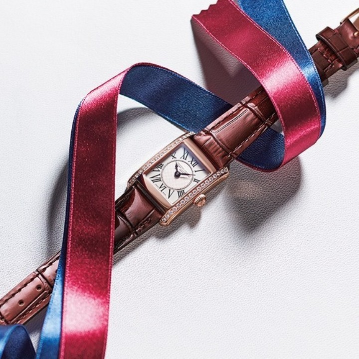 Obrázok z Frederique Constant Classics Carrée Ladies