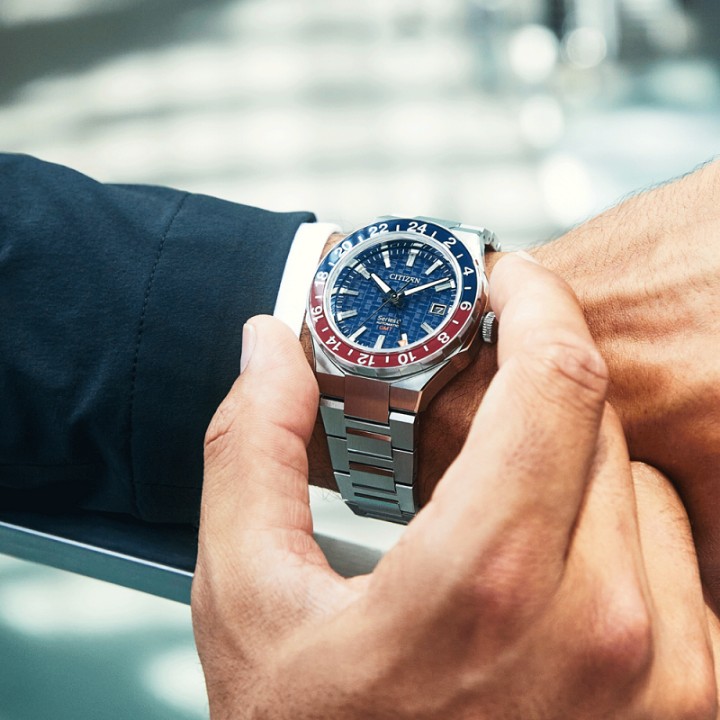 Obrázok z Citizen Series 8 GMT