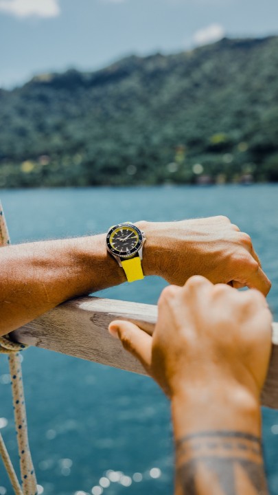 Obrázok z Hamilton Khaki Navy Scuba Auto