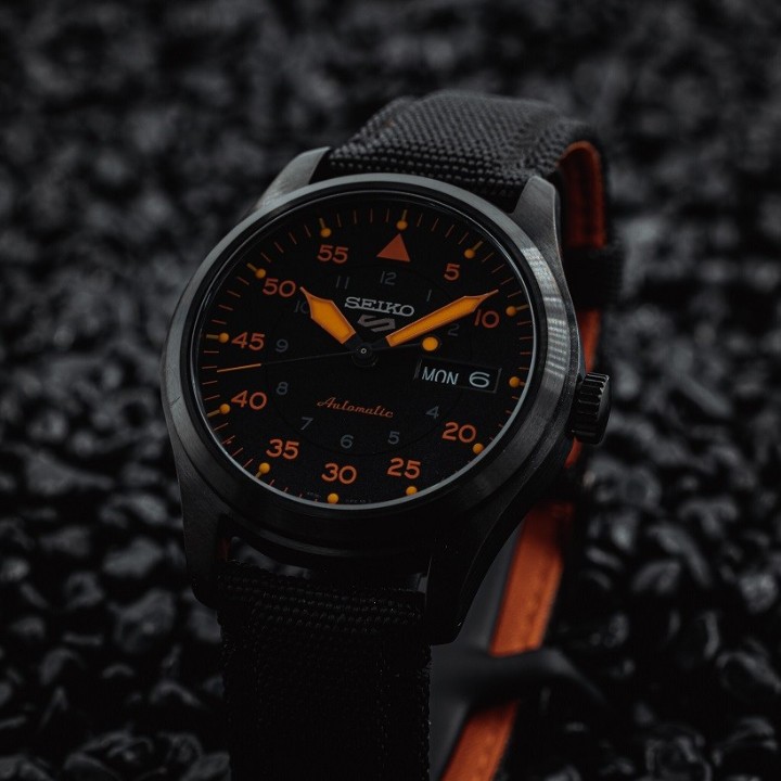 Obrázok z Seiko 5 Sports Flieger