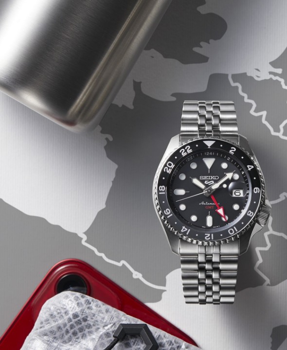 Obrázok z Seiko 5 Sports 'Black Grape' GMT