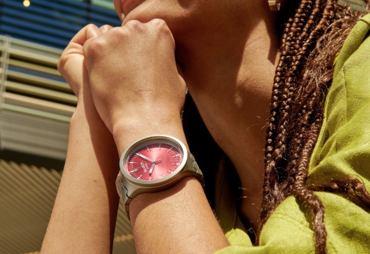 Obrázok z Swatch Scarlet Shimmer