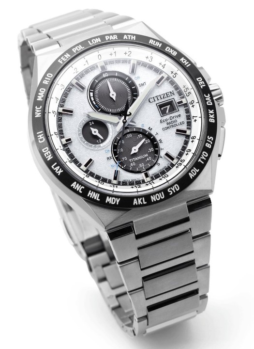 Obrázok z Citizen Eco Drive Radio Controlled Super Titanium