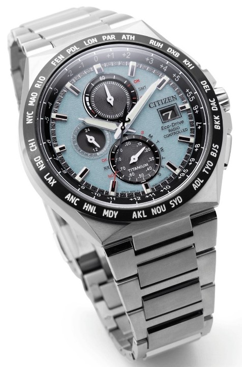 Obrázok z Citizen Eco Drive Radio Controlled Super Titanium