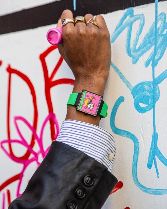 Obrázok z Swatch Breaks Off