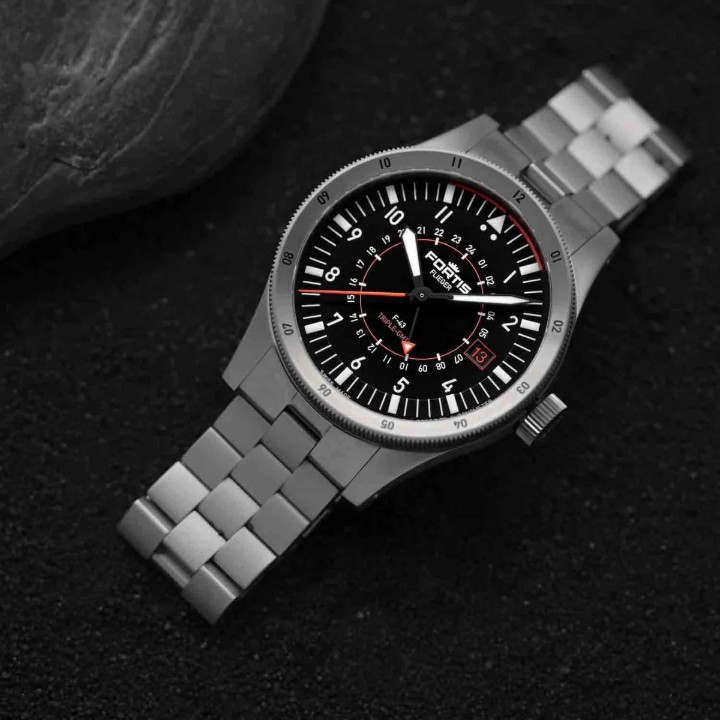 Obrázok z Fortis Flieger F-43 Triple GMT