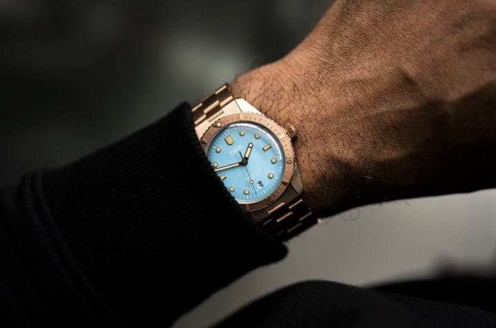 Obrázok z Oris Divers Sixty-Five ‘Cotton Candy’