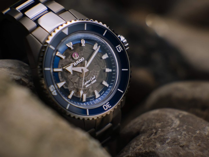 Obrázok z Rado Captain Cook High-Tech Ceramic Skeleton