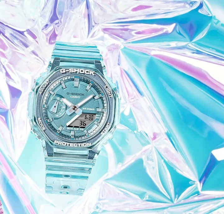 Obrázok z Casio G-Shock Mini Carbon Core Guard Skeleton x Metallic Dial