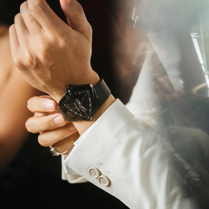 Obrázok z Hamilton Ventura XXL Bright