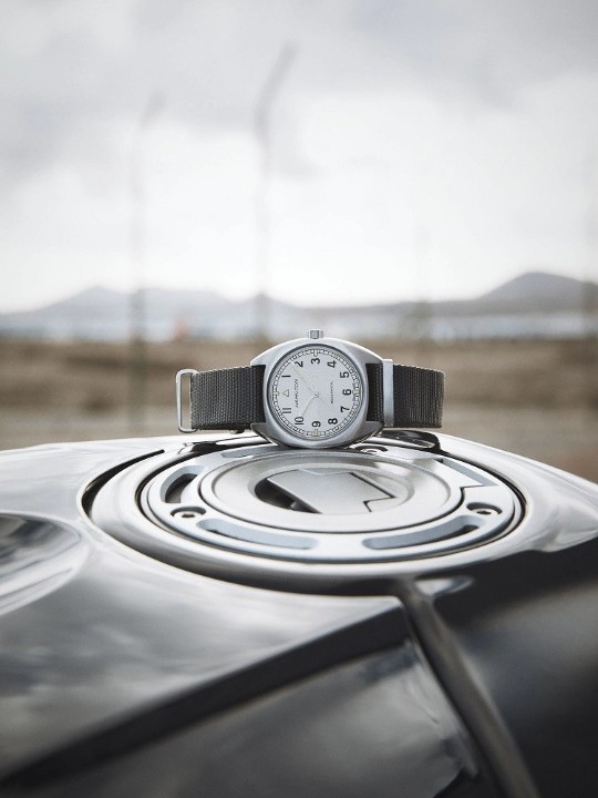 Obrázok z Hamilton Khaki Aviation Pilot Pioneer Mechanical