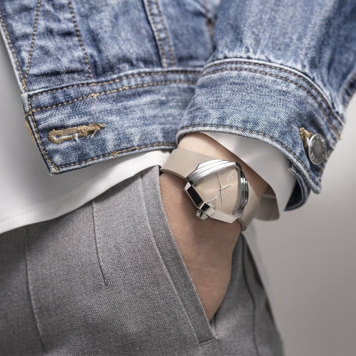 Obrázok z Hamilton Ventura S Auto