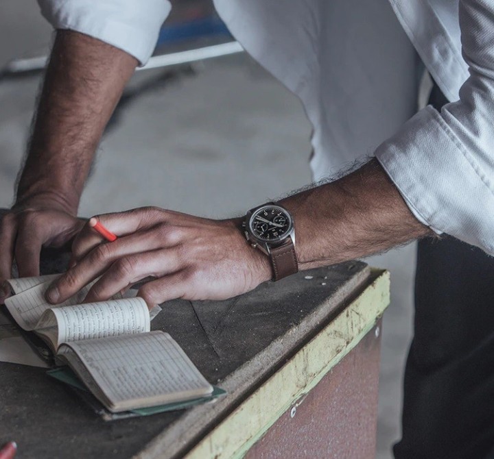 Obrázok z Hamilton Khaki Aviation Pioneer Mechanical Chrono