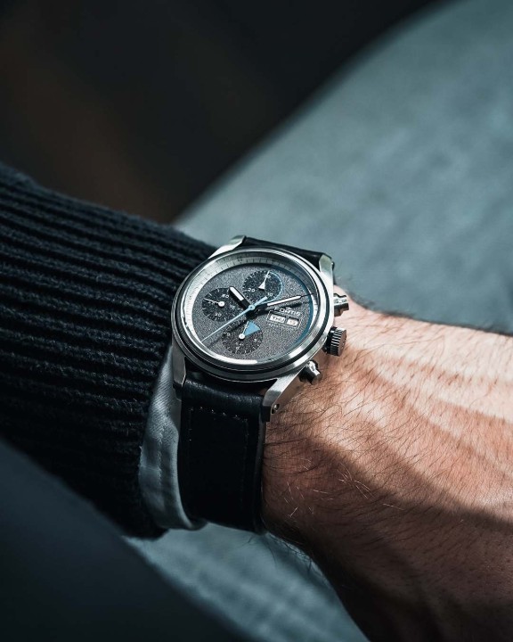 Obrázok z Fortis Stratoliner S-41 Cosmic Gray