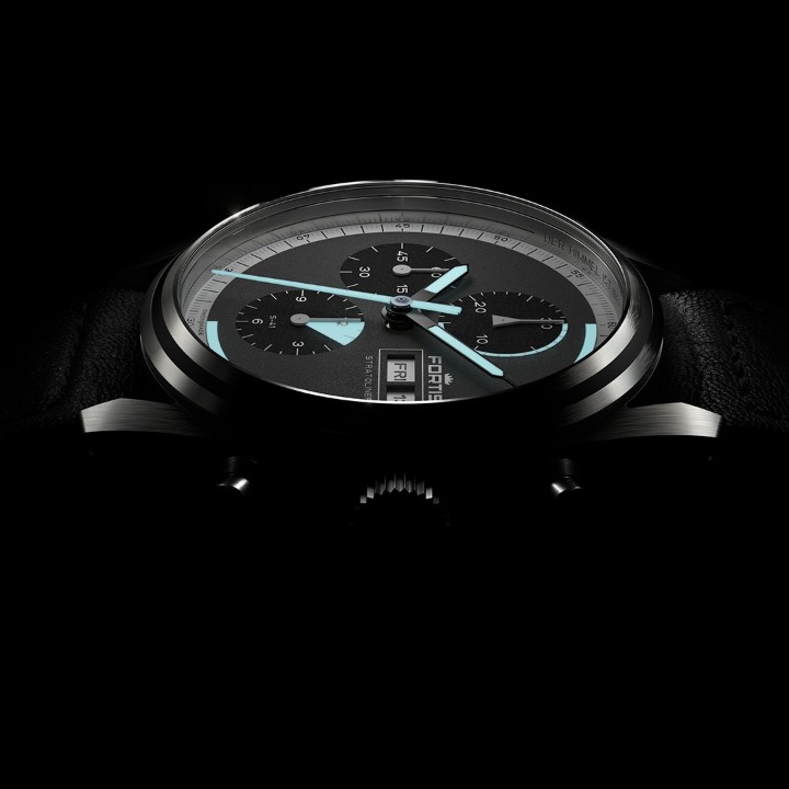 Obrázok z Fortis Stratoliner S-41 Cosmic Gray