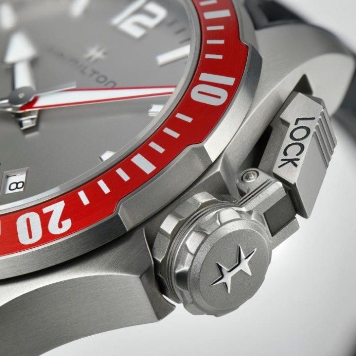 Obrázok z Hamilton Khaki Navy Frogman Titanium Auto