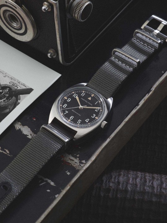 Obrázok z Hamilton Khaki Aviation Pilot Pioneer Mechanical