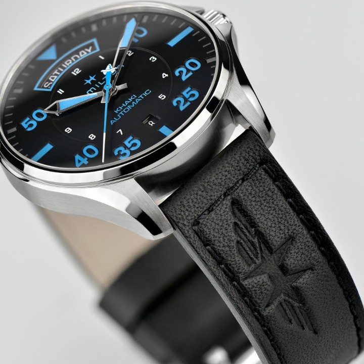 Obrázok z Hamilton Khaki Aviation Pilot Day Date Air Zermatt