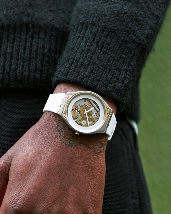 Obrázok z Swatch Pure White Irony