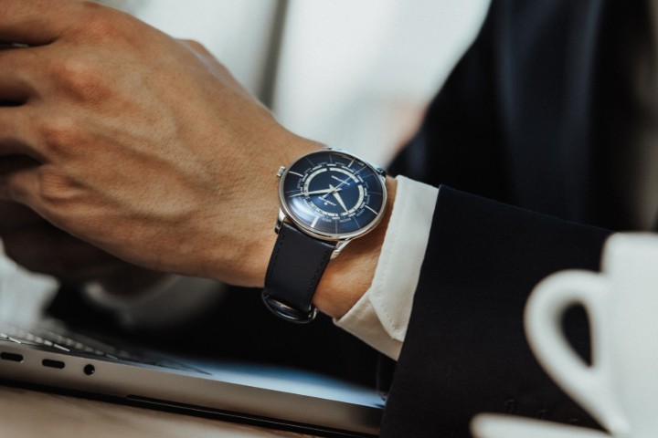 Obrázok z Junghans Meister Worldtimer