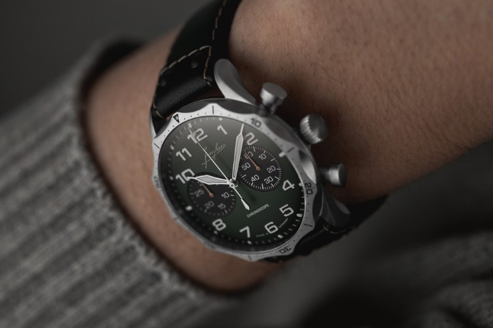 Obrázok z Junghans Meister Pilot Chronoscope