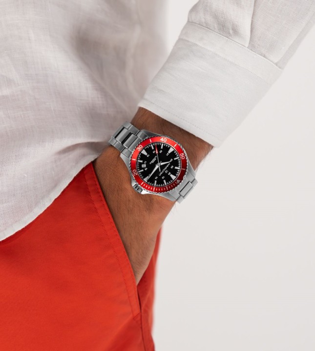 Obrázok z Hamilton Khaki Navy Scuba Auto