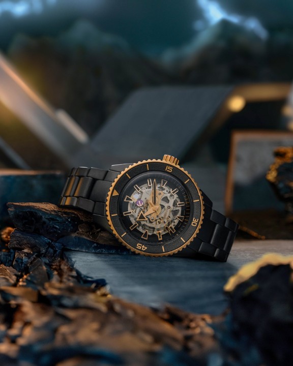 Obrázok z Rado Captain Cook High-Tech Ceramic Skeleton