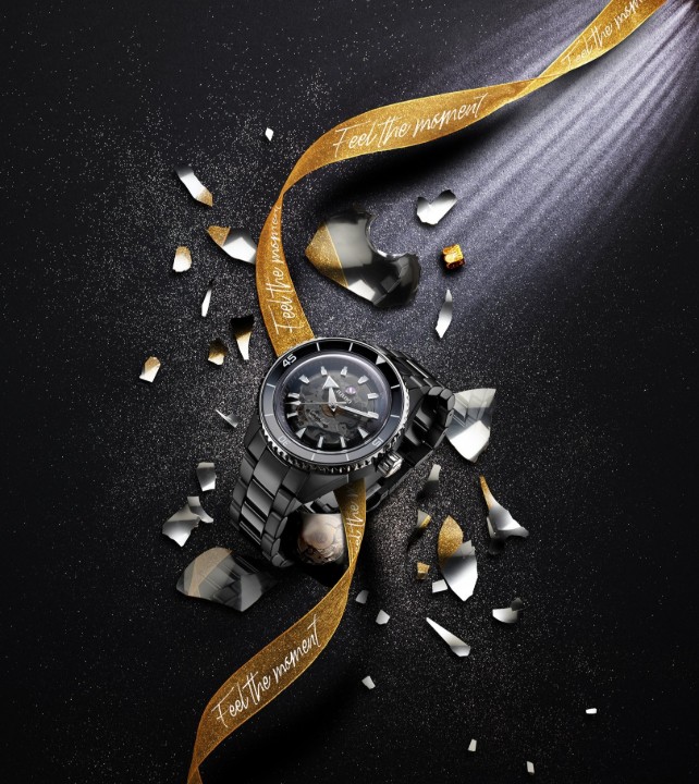 Obrázok z Rado Captain Cook High-Tech Ceramic Skeleton