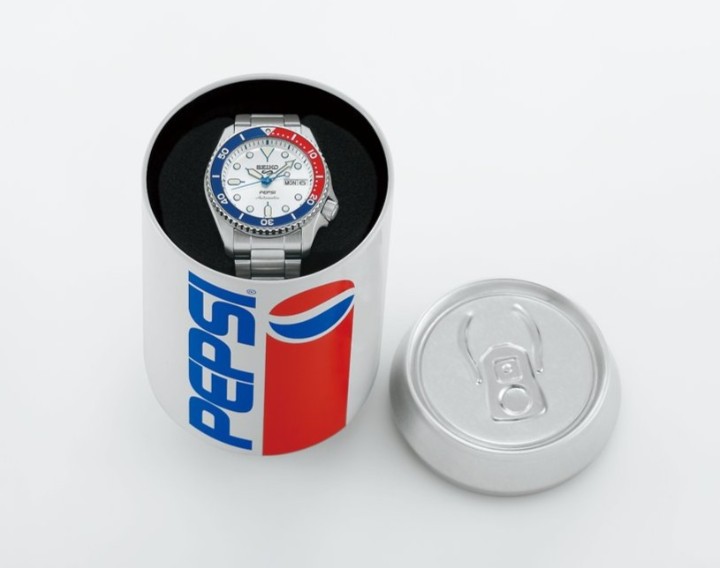 Obrázok z Seiko 5 Sports SKX Series x Pepsi® Limited Edition