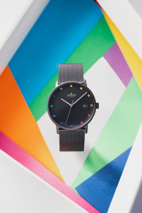 Obrázok z Junghans FORM A Bauhaus Limited Edition