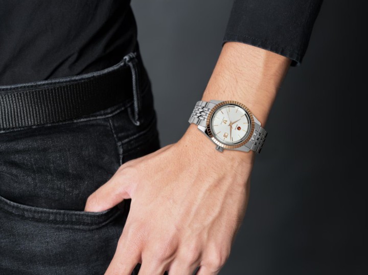 Obrázok z Rado HyperChrome Classic Automatic