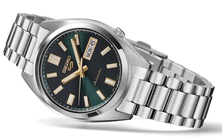 Obrázok z Seiko 5 Sports SNXS ‘Green Tie’