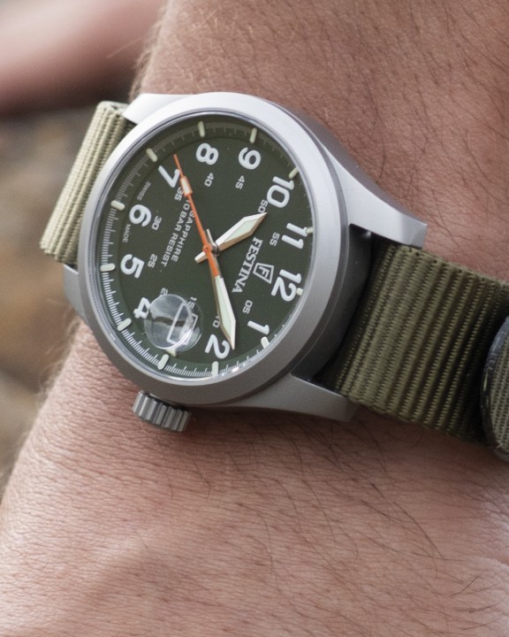 Obrázok z Festina Swiss Made Field Watch