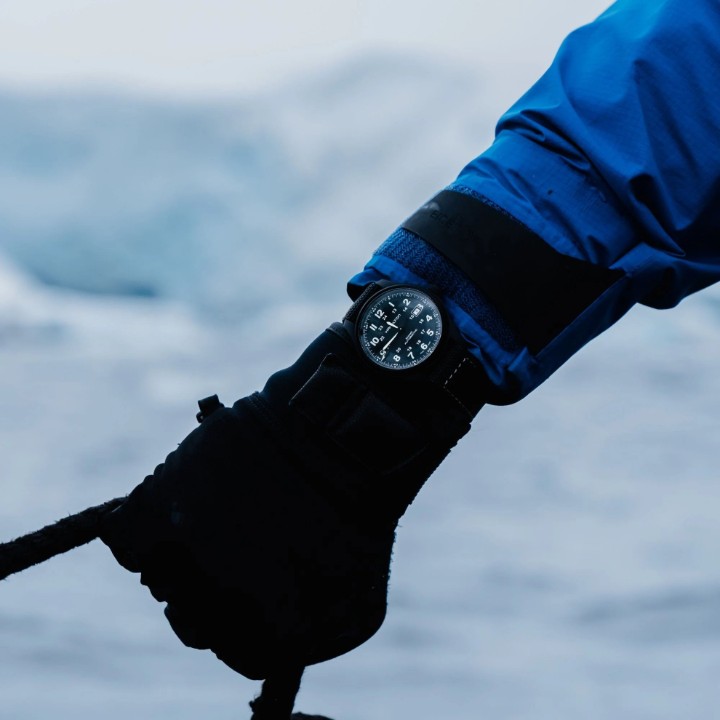 Obrázok z Hamilton Khaki Field Titanium Auto